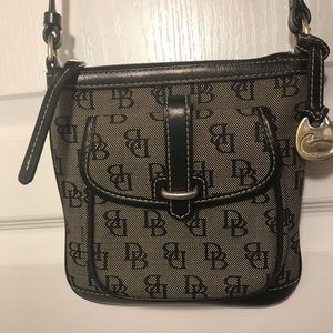 Fun Dooney & Bourke crossbody bag!